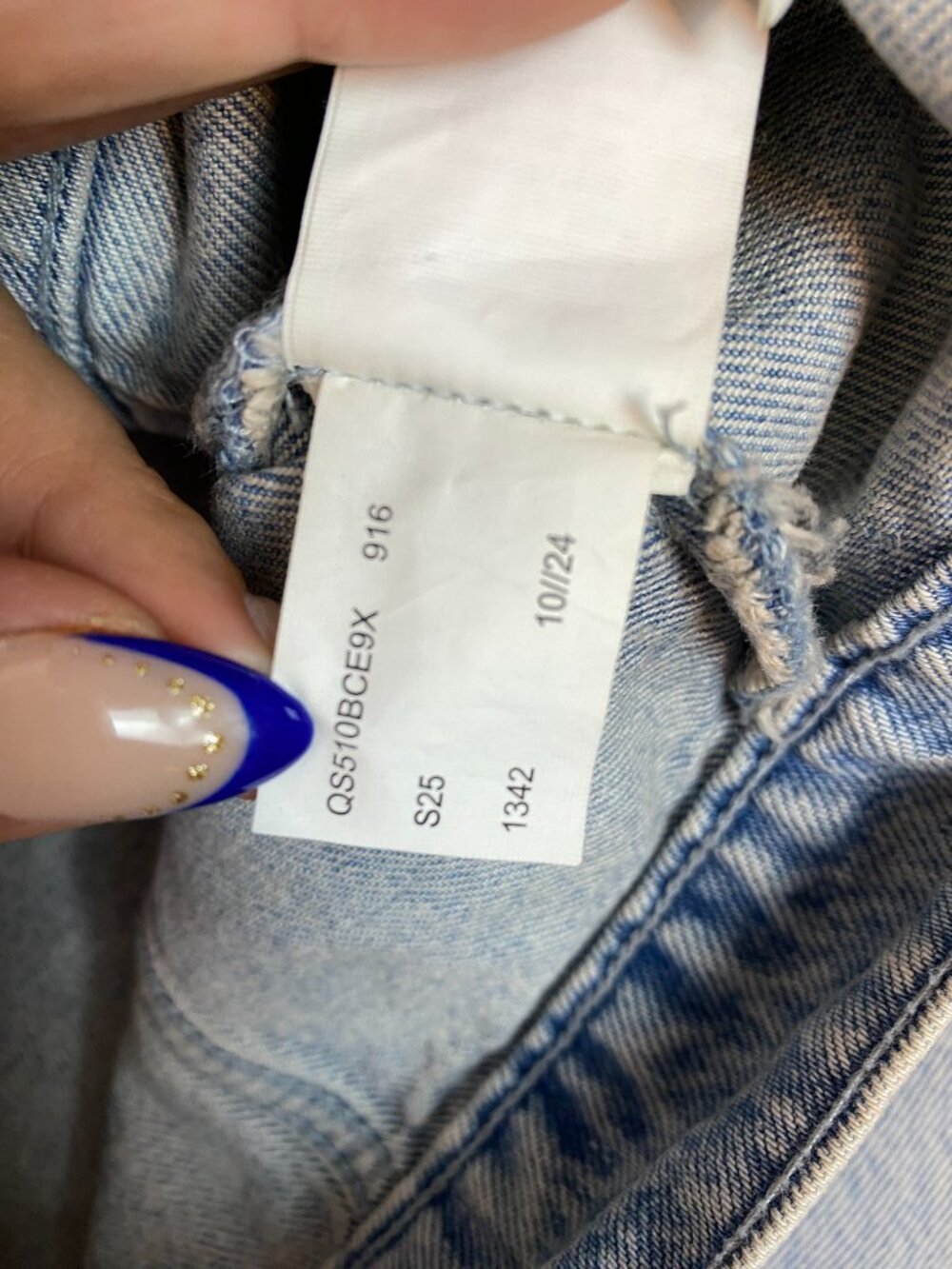 Michael Kors Cropped Denim Jacket Light Wash Gold Zip Utility Size S - Picture 7 of 8